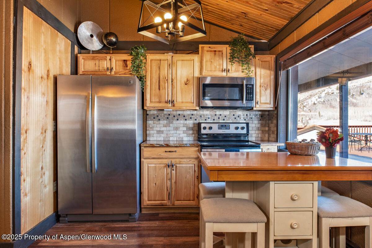 11101 County Road 117 - Photo 1