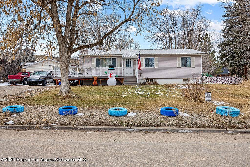 1240 Barclay Street - Photo 1
