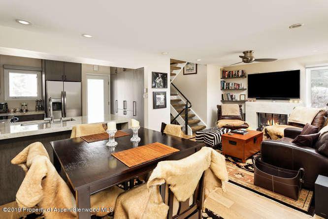 814 Bleeker Street - Photo 1
