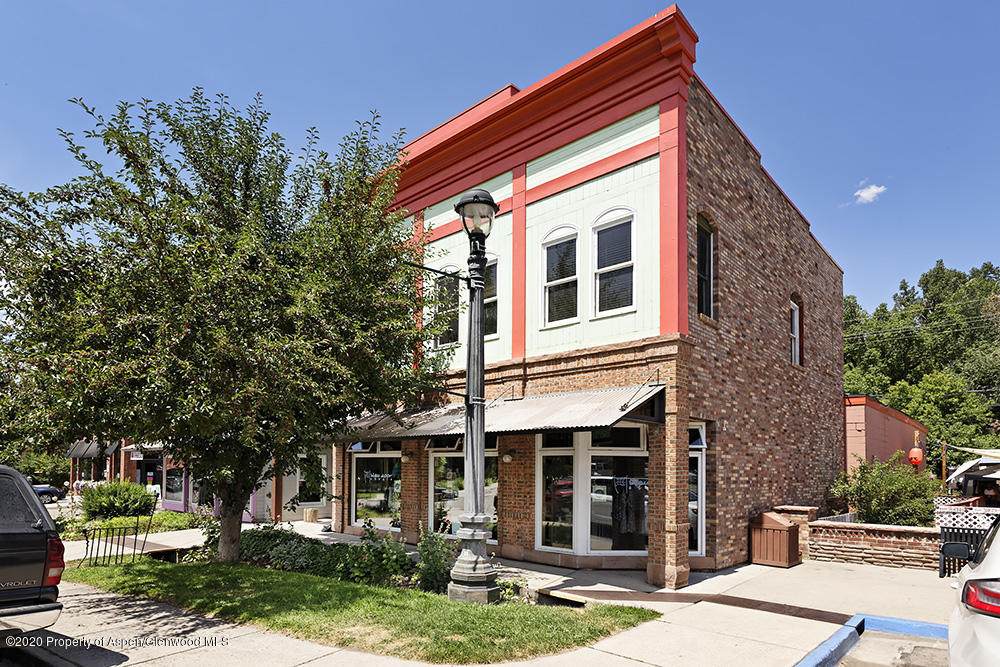 132 Midland Avenue - Photo 1