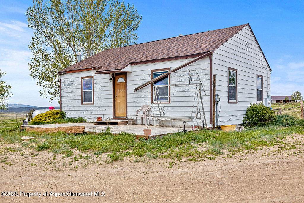 194 Hill Drive - Photo 1