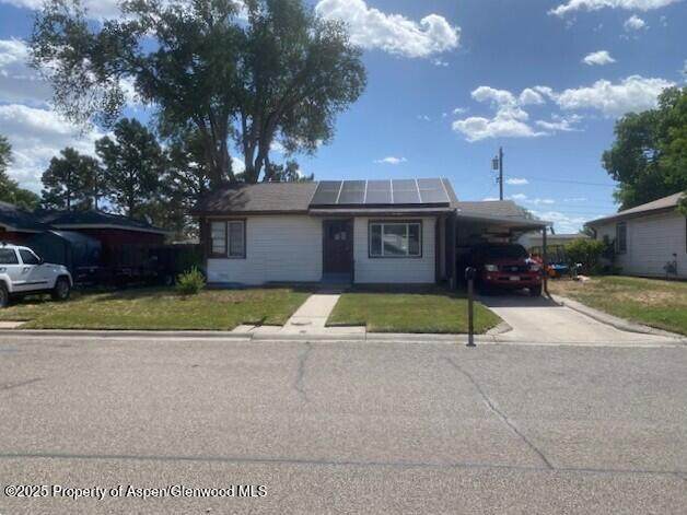 342 Elm Avenue - Photo 1