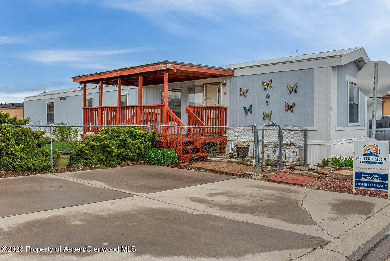 200 20th Street - Photo 1