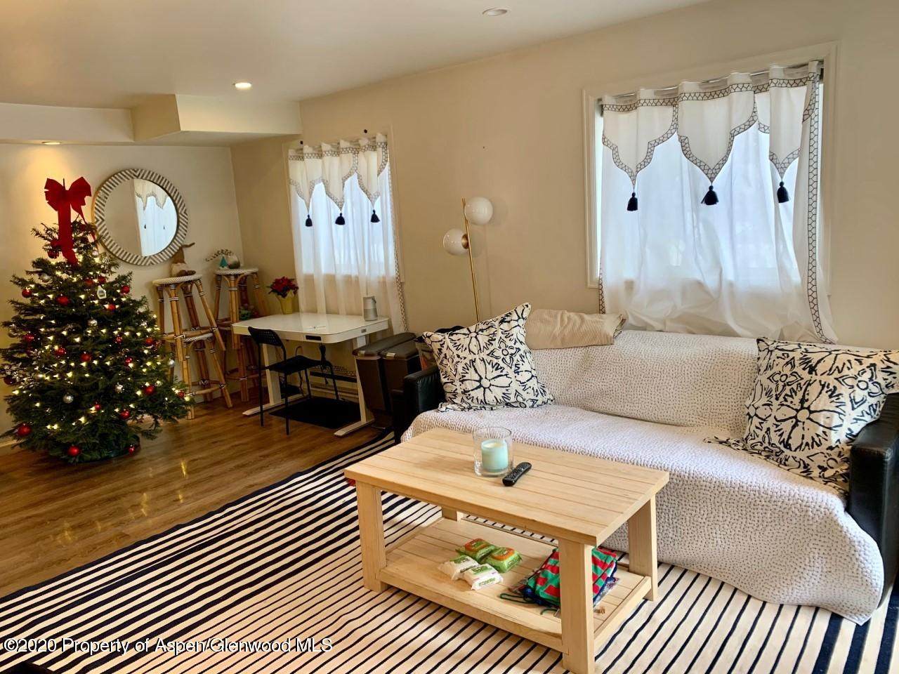 305 Aspen Street - Photo 1