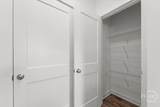 528 Lillian Way - Photo 14