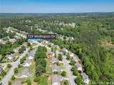 729 Wellington Drive - Photo 2