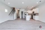711 Vincent Drive - Photo 10