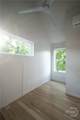297 Morton Avenue - Photo 29