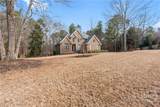 140 Wesley Drive - Photo 2