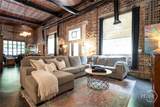 585 White Circle - Photo 2