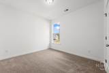 526 Lillian Way - Photo 11