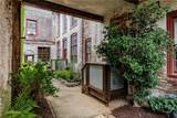 585 White Circle - Photo 2