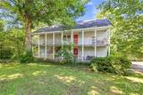 205 Pineview Drive - Photo 1
