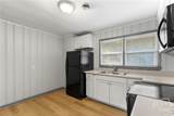 61 Oak Avenue - Photo 10