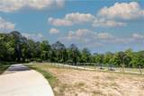 583 Woodland Hills - Photo 6