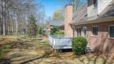 305 Crystal Court - Photo 10