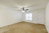 135 Longbranch Court - Photo 4
