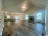 390 Sunset Drive - Photo 4
