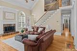 1050 Pembrook Court - Photo 16