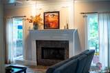 1060 Fox Hollow Court - Photo 15
