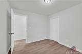 1037 Pond Street - Photo 31