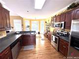 390 Lakeland Drive - Photo 18