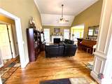 390 Lakeland Drive - Photo 4