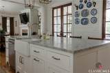 811 Foster Street - Photo 32
