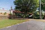 225 Oak Street - Photo 17
