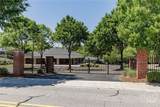 225 Oak Street - Photo 21
