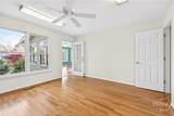 1050 Simonton Way - Photo 33