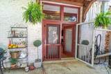 585 White Circle - Photo 3