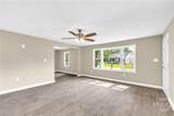 266 Randall St - Photo 13