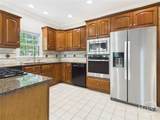 1120 Laurel Pointe - Photo 9