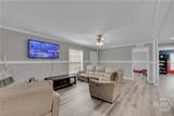 818 Holcomb Drive - Photo 6