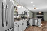 780 Kings Road - Photo 18