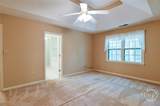 1060 Victoria Crossing - Photo 30