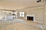 215 Timsbury - Photo 3