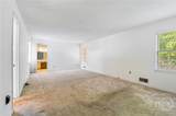 729 Kings Road - Photo 24