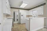 305 Crystal Court - Photo 29