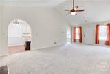 1015 Carriage Way - Photo 21