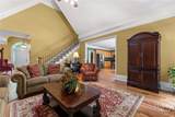 1030 Oaklake Terrace - Photo 14