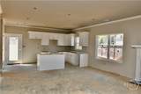 215 Timsbury - Photo 2