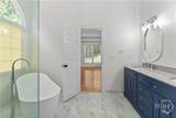 1031 Founders Lake Dr - Photo 38