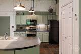 585 White Circle - Photo 3