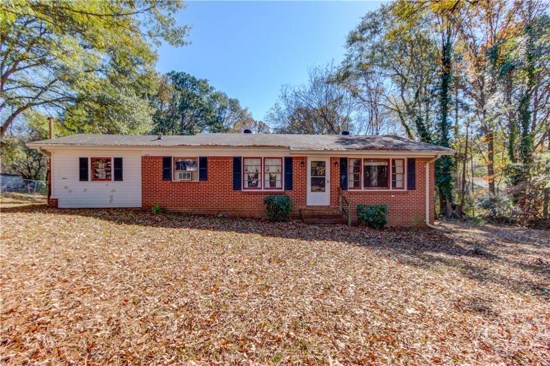 289 Bell Avenue - Photo 1