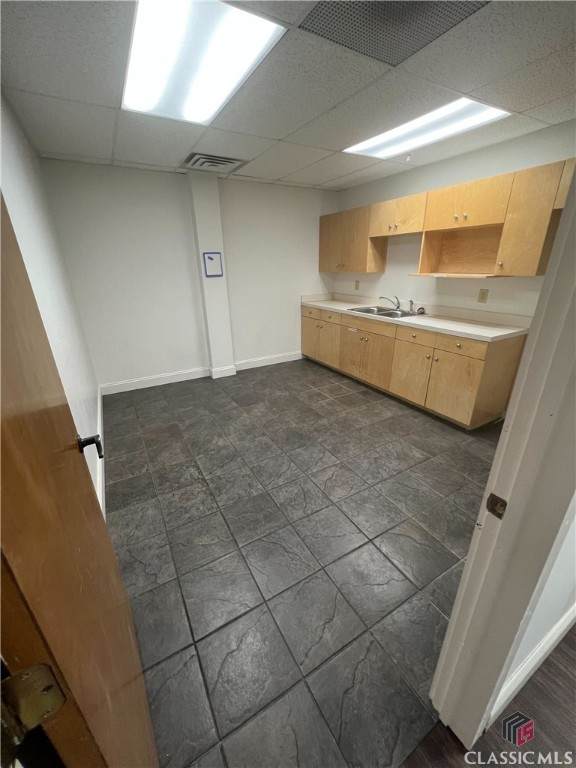 138 Park Avenue - Photo 1