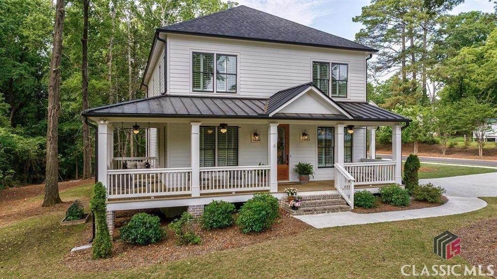 622 Foster Street - Photo 1