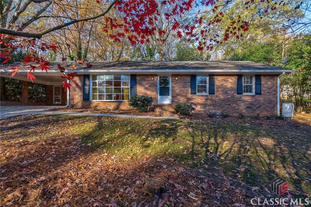 221 Cherokee Ridge - Photo 1