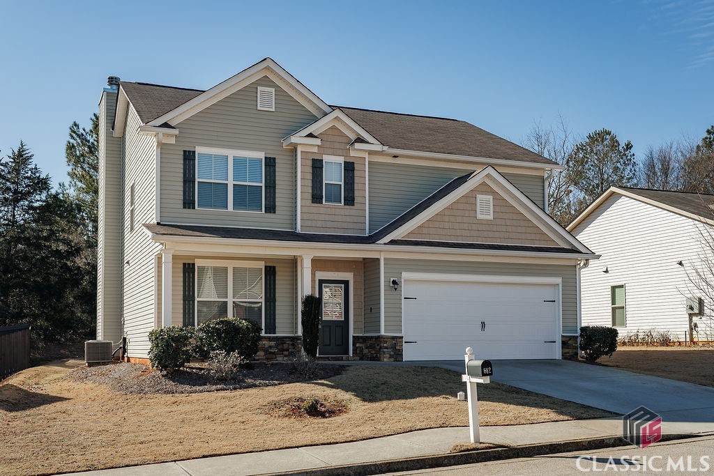 612 Holly Springs Court - Photo 1